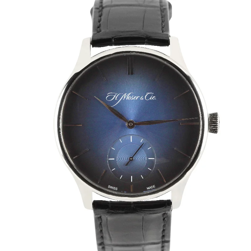 smartwatch with multi-sport tracking-H. Moser & Cie Venturer Small Seconds 18k White Gold Blue 39mm 2327-0202 Watch