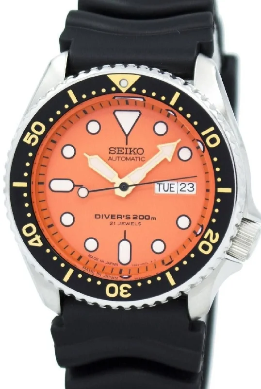 sports watch with fitness data synchronization-Seiko 5 Sports SKX Style Automatic Diver 200M Orange Dial JDM SKX011